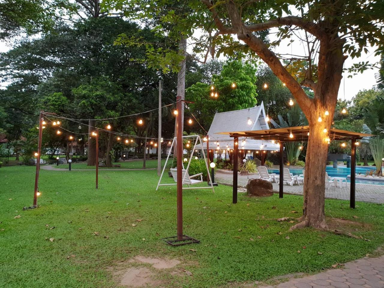 Supalai Pasak Resort Hotel And Spa Kaeng Khoi Buitenkant foto