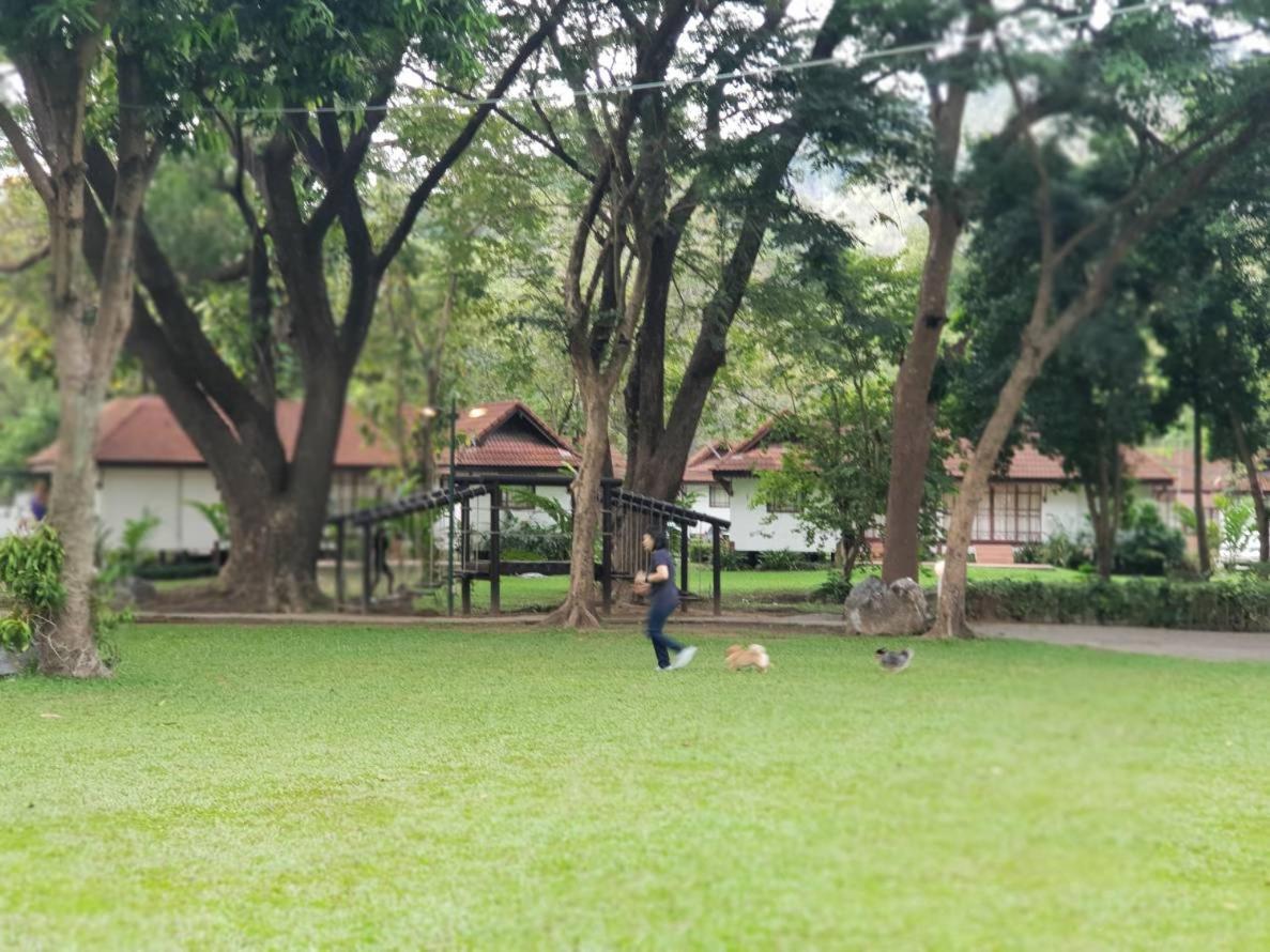 Supalai Pasak Resort Hotel And Spa Kaeng Khoi Buitenkant foto